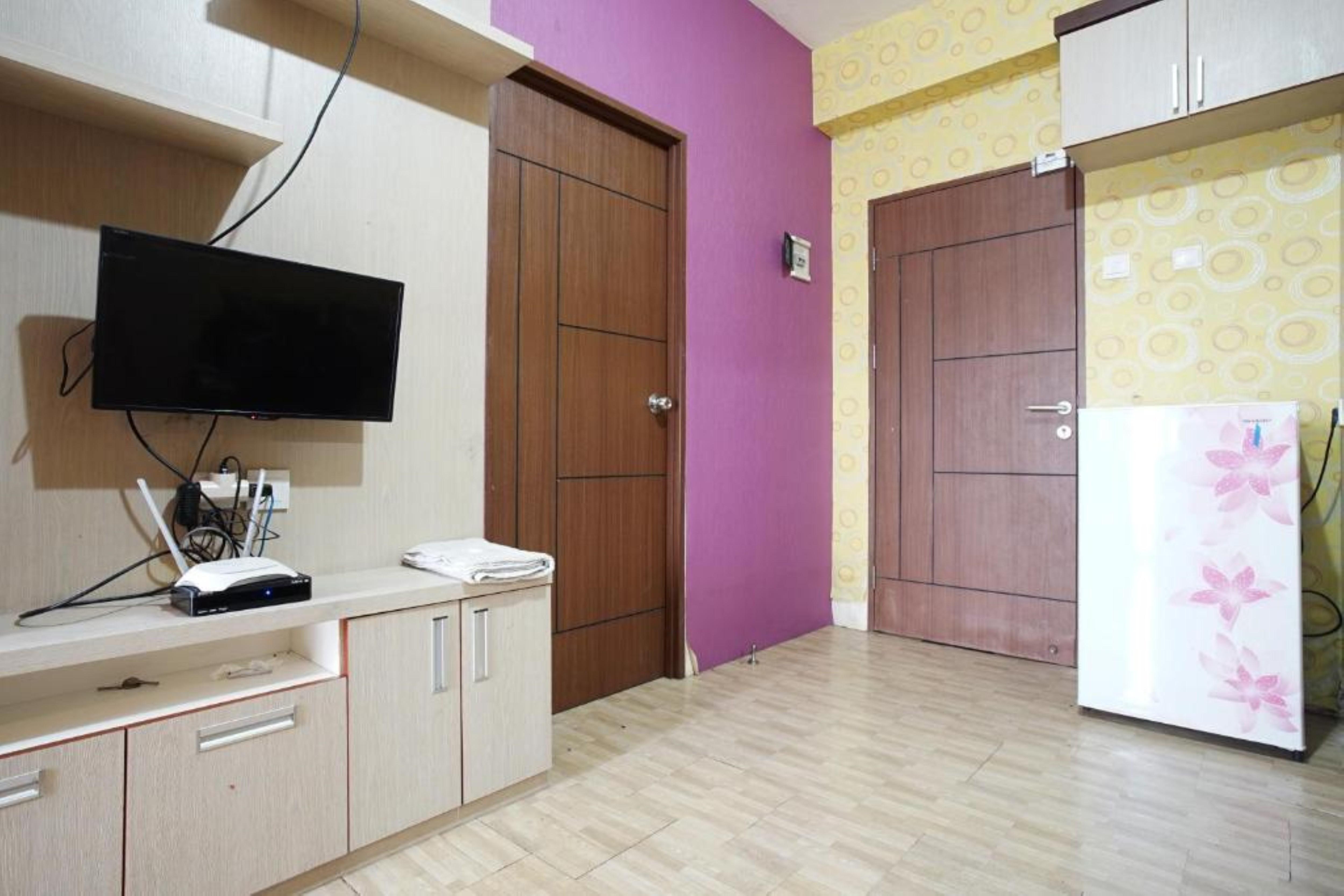 Planet Room Kemang View Бекаси Экстерьер фото